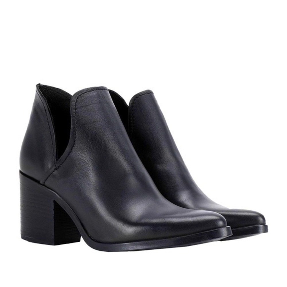 Petra Open Side Bootie Steve Madden - image 1